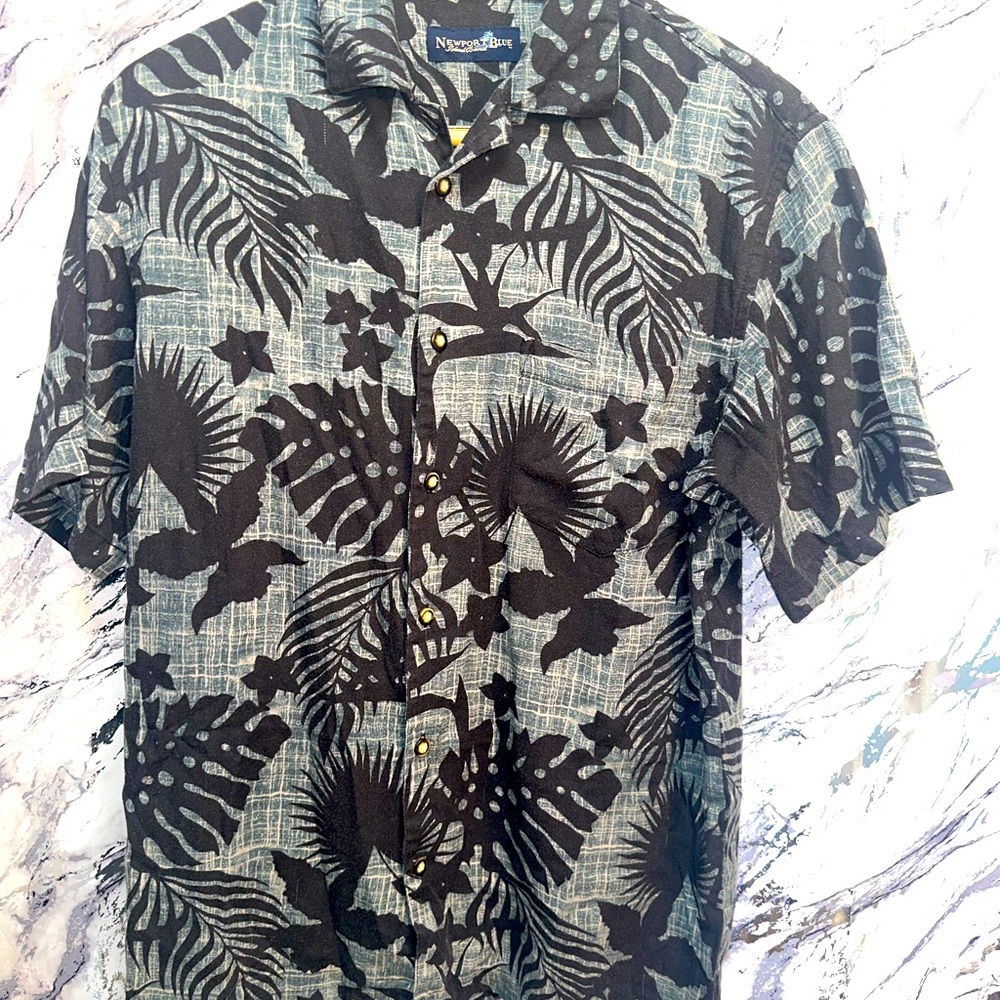 Y2K Newport Resort Chic Hawaiian ButtonDown Shirt, Vacation